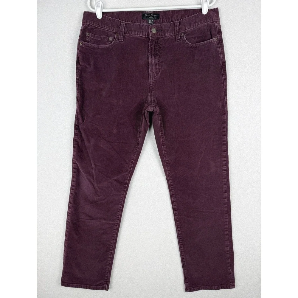 Banana Republic Travel Jean Cord Pants Mens 35x30 Burgundy Slim Fit 599226